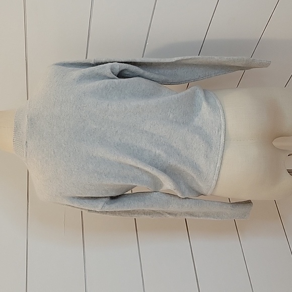 LOFT Ann Taylor XS tie up front sweater - Picture 2 of 4